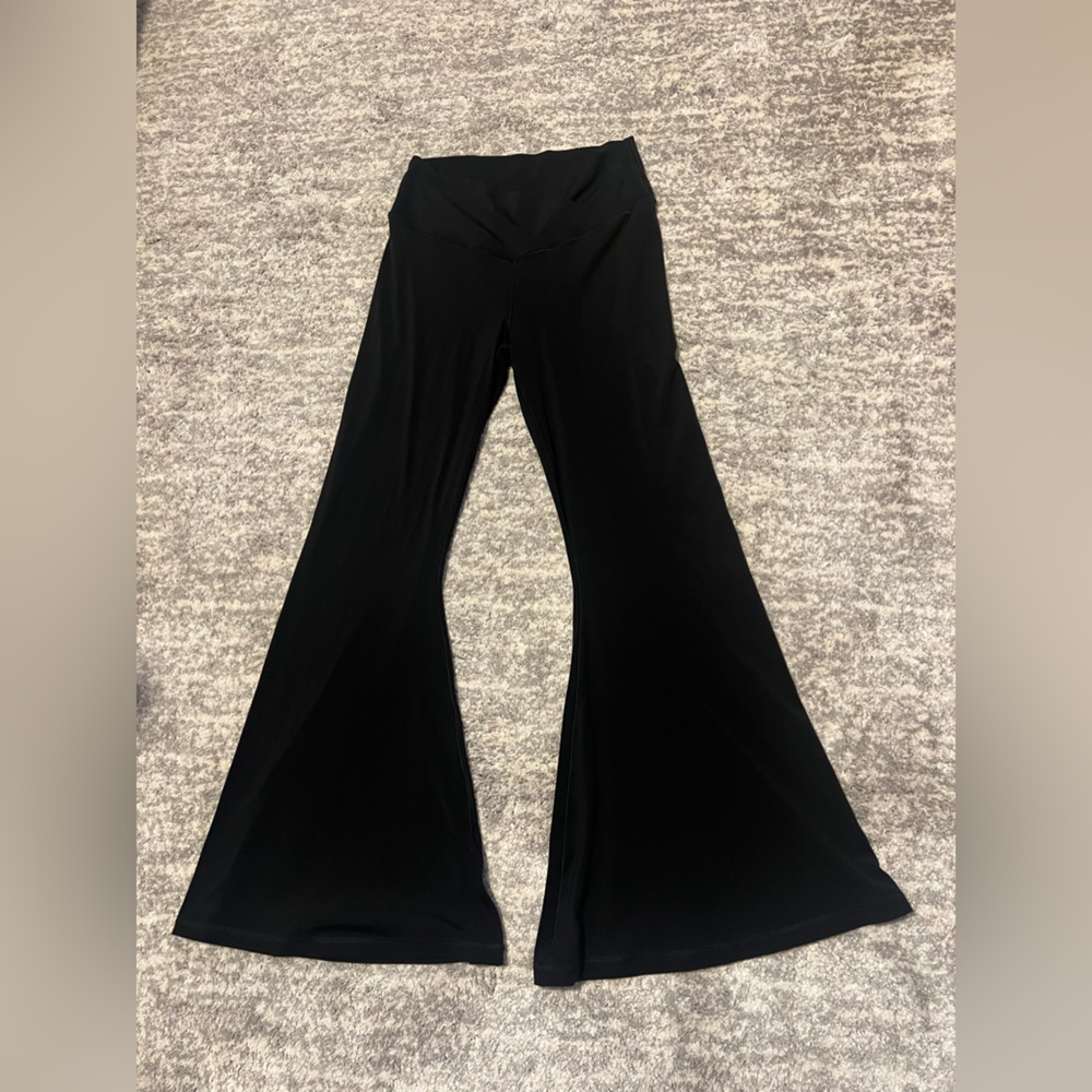 Aerie crossover flare leggings